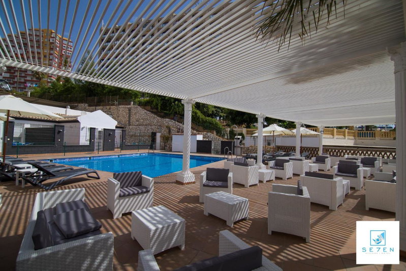 Apartamentos Seven Village, Benalmádena, Spain