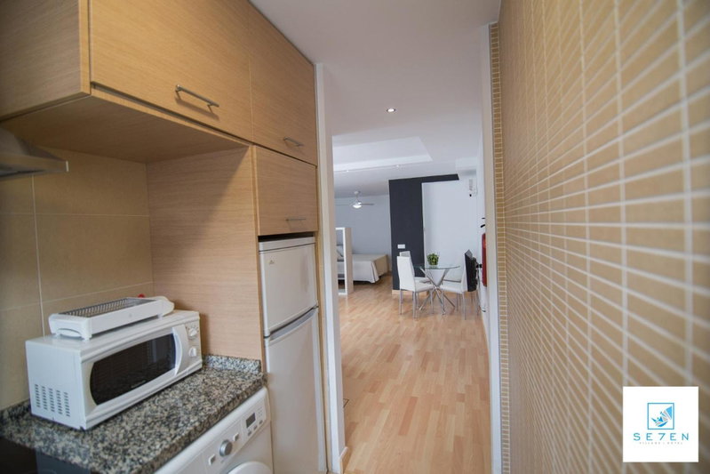 Apartamentos Seven Village, Benalmádena, Spain