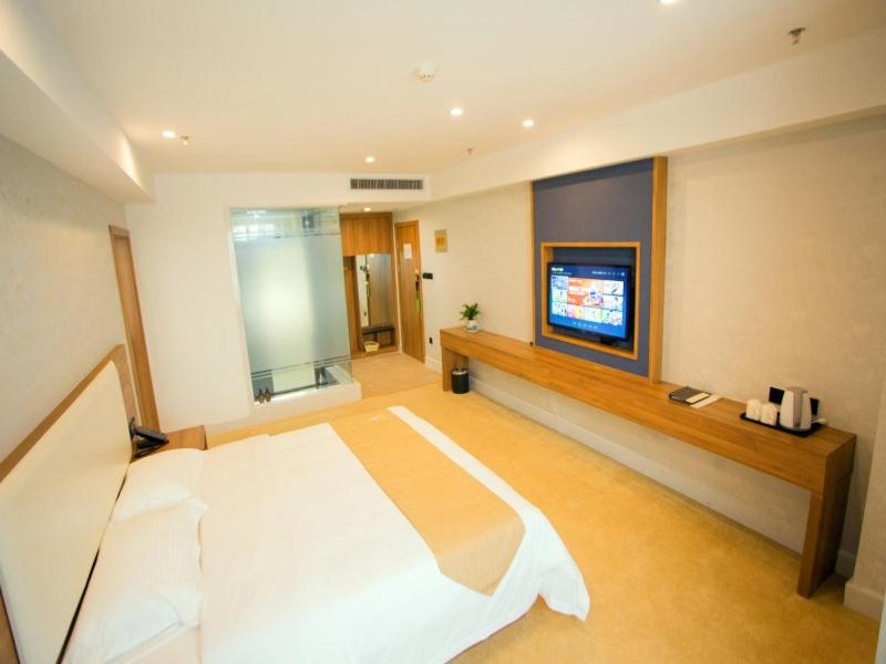 GreenTree Inn Liao Cheng Shen Country Bus Station Business Hotel, Liaocheng, China