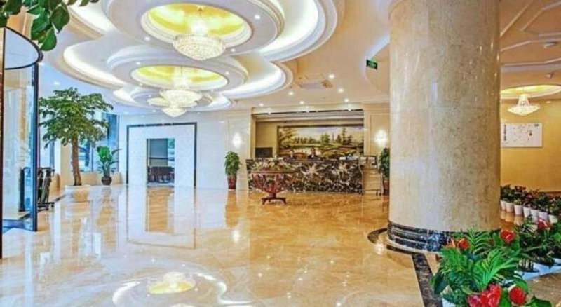 GreenTree Inn HuZhou AnJi YingBin Avenue Express Hotel, Huangshu, China