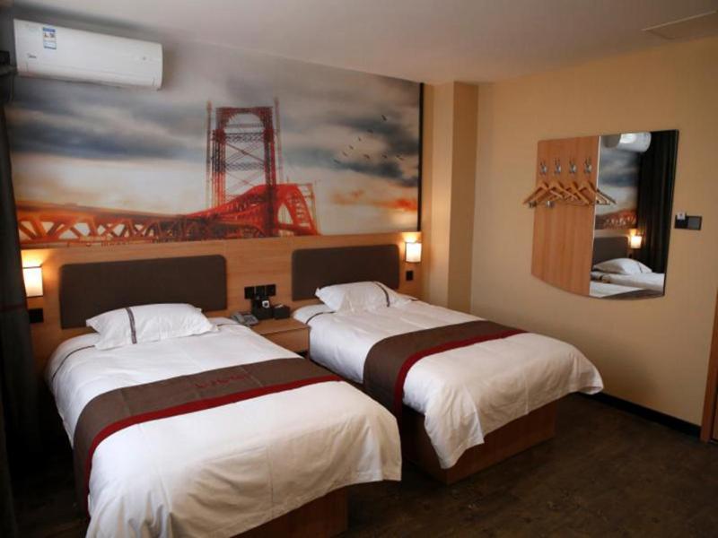 Thank Inn Chain Hotel Shandong Linyi Lanshan District Liguan Town, Linyi, China