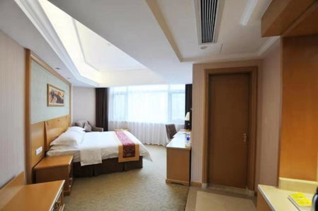 Vienna Hotel Qidong South Gongyuan Road, Qidong, China