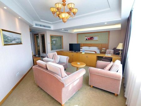 Vienna Hotel Qidong South Gongyuan Road, Qidong, China