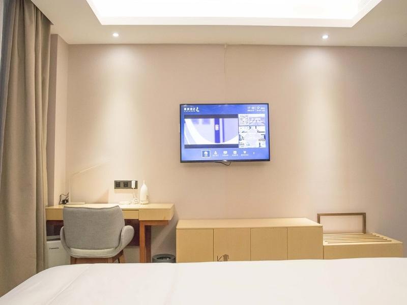 Lavande Hotels·Taicang Shanghai West Road Nanyang Plaza, Taicang, China