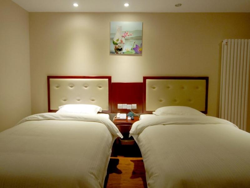 GreenTree Inn ShanDong TaiAn Bus Station LingShan Street Express Hotel, Tai'an, China