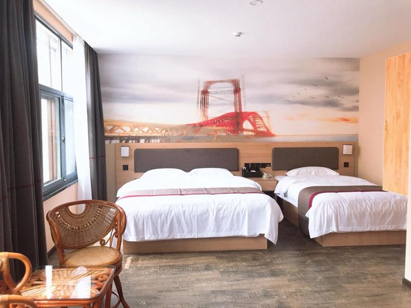 Thank Inn Plus Hotel Shandong Weihai Rongcheng City Chengshan Avenue Rt-mart, Weihai, China