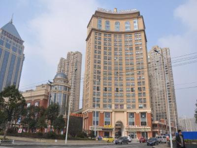 Jinjiang Inn Select Xuzhou High-speed Railway Huaihai Huanqiugang Branch, Xuzhou, China