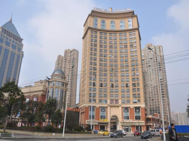 Jinjiang Inn Select Xuzhou High-speed Railway Huaihai Huanqiugang Branch, Xuzhou, China