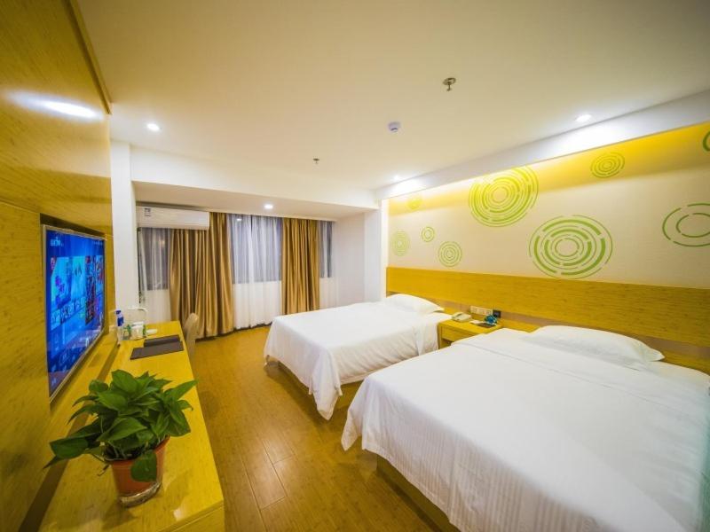 GreenTree Inn Chuzhou Langya Mountain Scenic Area Xijian Road Business Hotel, Chuzhou, China