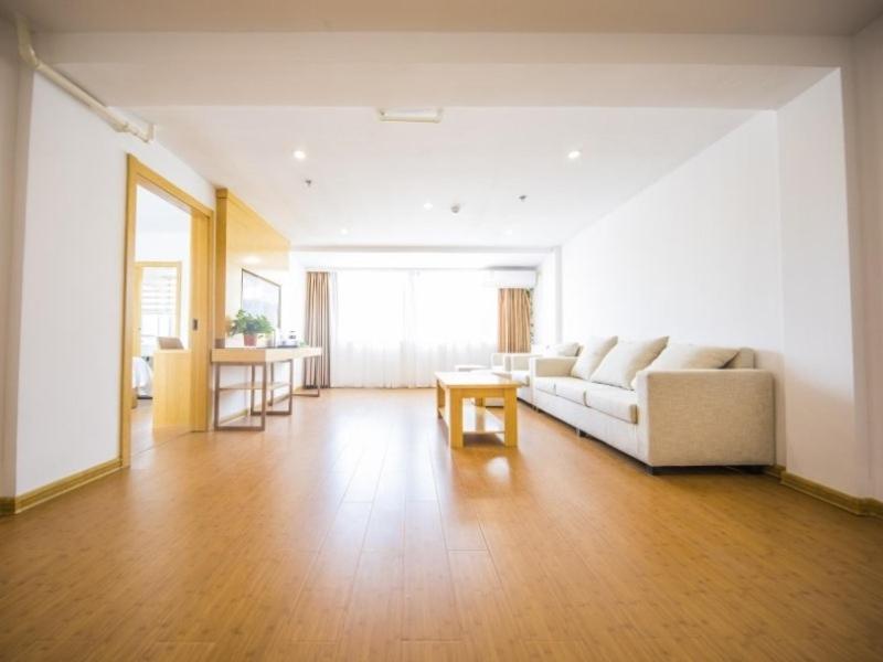 GreenTree Inn Chuzhou Langya Mountain Scenic Area Xijian Road Business Hotel, Chuzhou, China
