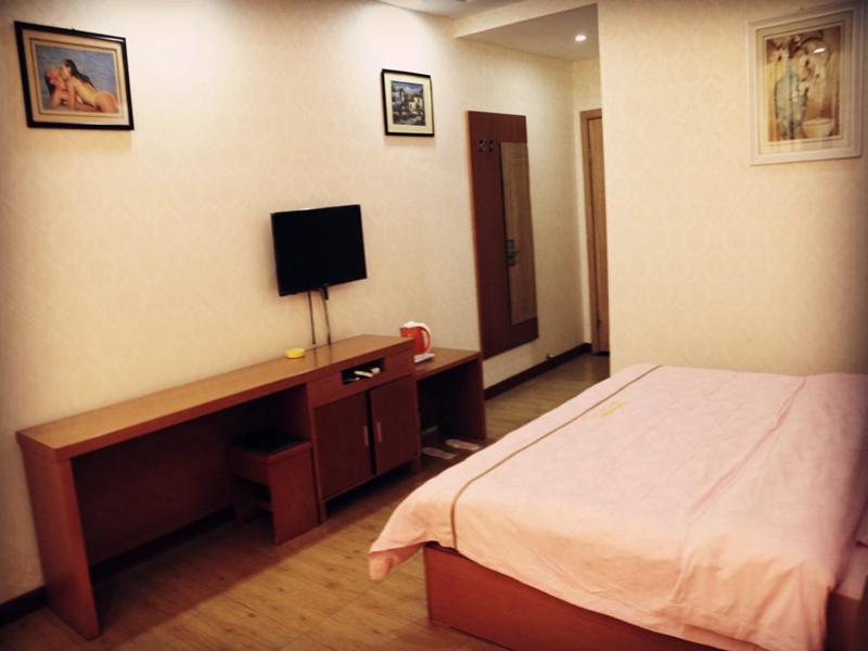 Thank Inn Chain Hotel shanxi yulin yuyang district railway station, Yulin, China