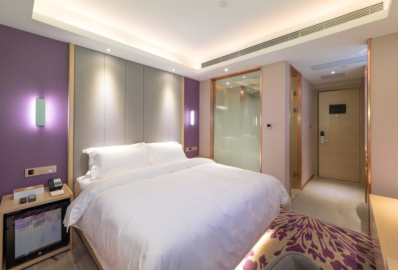 Lavande Hotel Yingde Yingzhou Avenue, Yingde, China