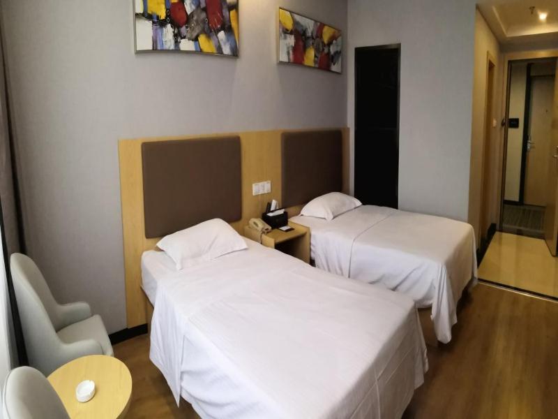 GreenTree Inn AnHui FuYang Railway StationW) XiangYang Road Business Hotel, Fuyang, China