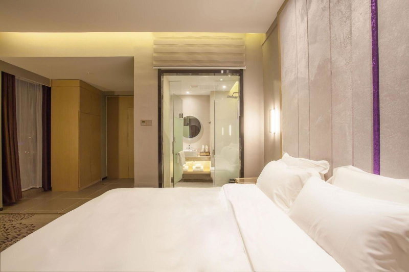 Lavande Hotel Xuzhou West Exit of High Speed Rail Station Branch, Xuzhou, China