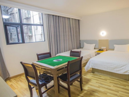 7Days Inn Huaihua Zhijiang Pedestrian Street Branch, Huaihua, China
