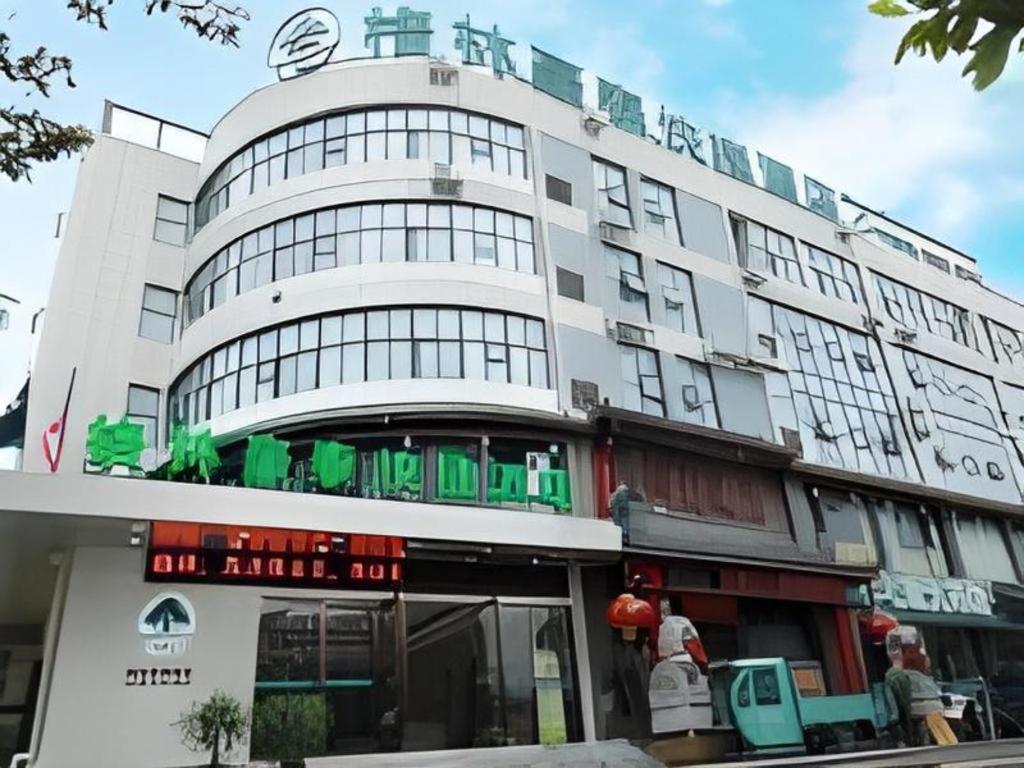 GreeTree Inn Huainan Jinjialing Road Oriental General Hospital, China
