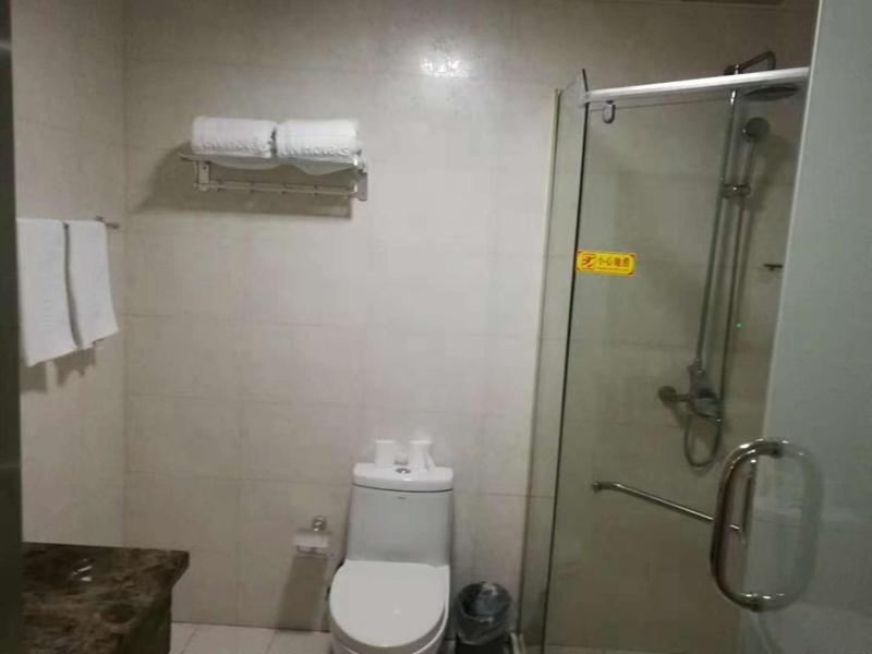 JUN Hotels Zhejiang Jiaxing Haiyan Qiyuan North Road, Jiaxing, China