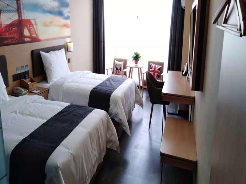 Thank Inn Plus Hotel Henan Kaifeng Tongxu county Renmin Road, Kaifeng, China
