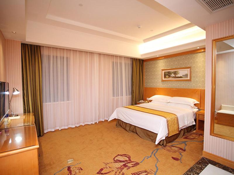 Vienna Hotel Jiangsu Kunshan Exhibition Center, Kunshan, China