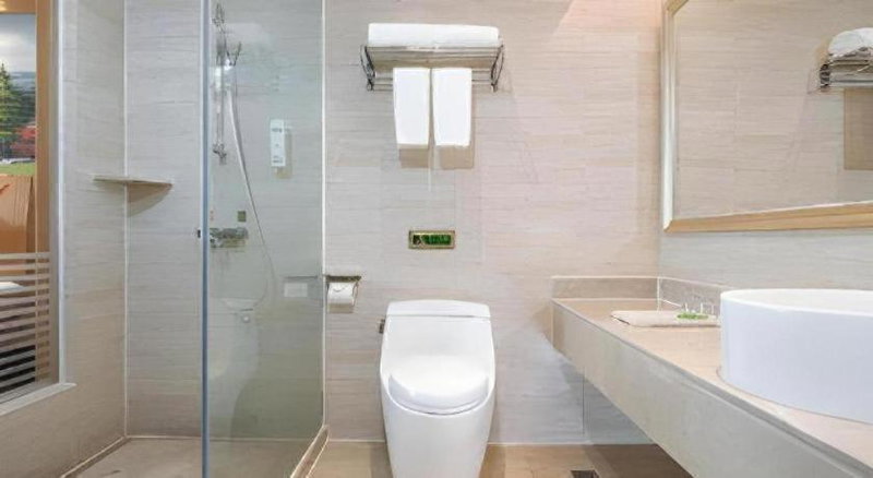 Vienna Hotel Guangdong Huizhou Lilin North Railway Station, Huizhou, China