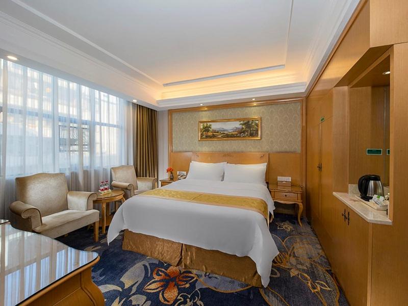 Vienna Hotel Meizhou Jiangnan, Meizhou, China