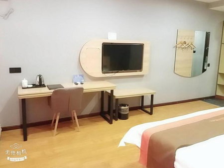 JUN Hotels Jiangsu Nantong Tongzhou West Jinsi Road Hantang Impression, Nantong, China