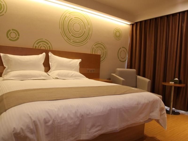 GreenTree Inn Xingtai Development Zone Zhongxing Road International New City Business Hotel, Xingtai, China
