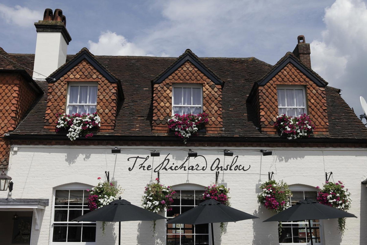 Hotel · The Richard Onslow, Cranleigh