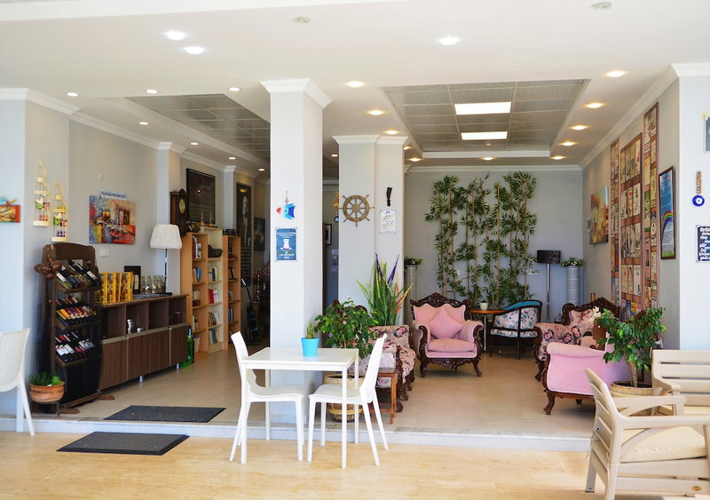 Gumuldur Mavi Deniz Otel, Menderes, Turkey