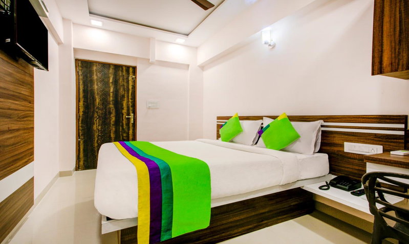 Itsy Hotels Kings Inn Vashi, Mumbai, India