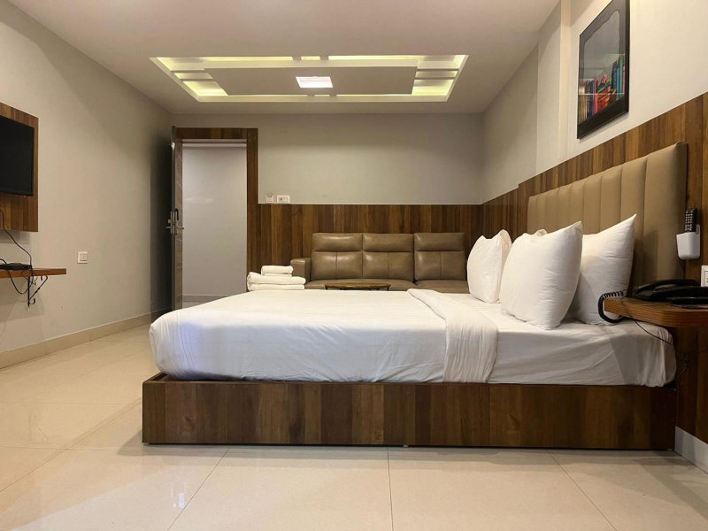 Hotel Avenue Suites Near International Airport Bangalore, Bangalore, India