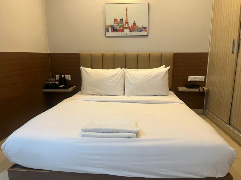 Hotel Avenue Suites Near International Airport Bangalore, Bangalore, India