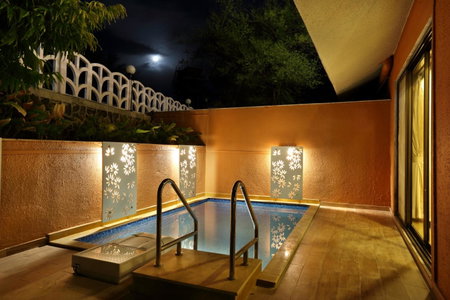 SaffronStays Nithyam - 2BR budget pool villa in Wada, gated community, Wi-Fi, river walk, near Mumbai via NH48, Pālghar, India