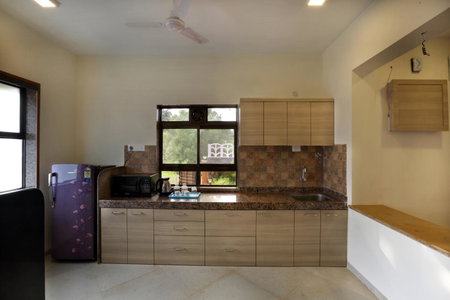 SaffronStays Nithyam - 2BR budget pool villa in Wada, gated community, Wi-Fi, river walk, near Mumbai via NH48, Pālghar, India