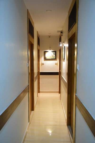 Gateway Suites, Mumbai, India
