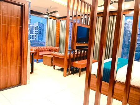 Ronta World Hotels, Chandīgarh, India