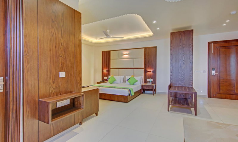 Treebo Premium Relax Inn Patel Nagar, New Delhi, India