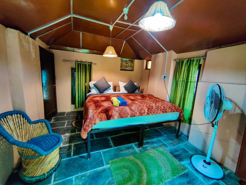 Raadballi Retreat, Kangra, India