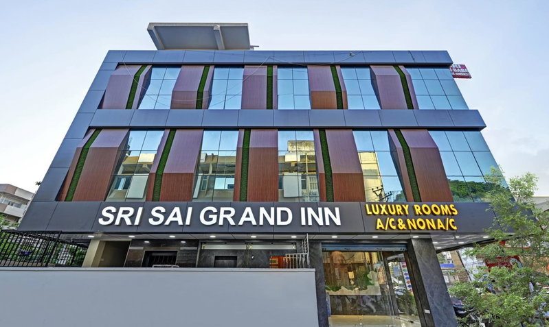 Itsy Hotels Sri Sai Grand Inn, Vijayawāda, India