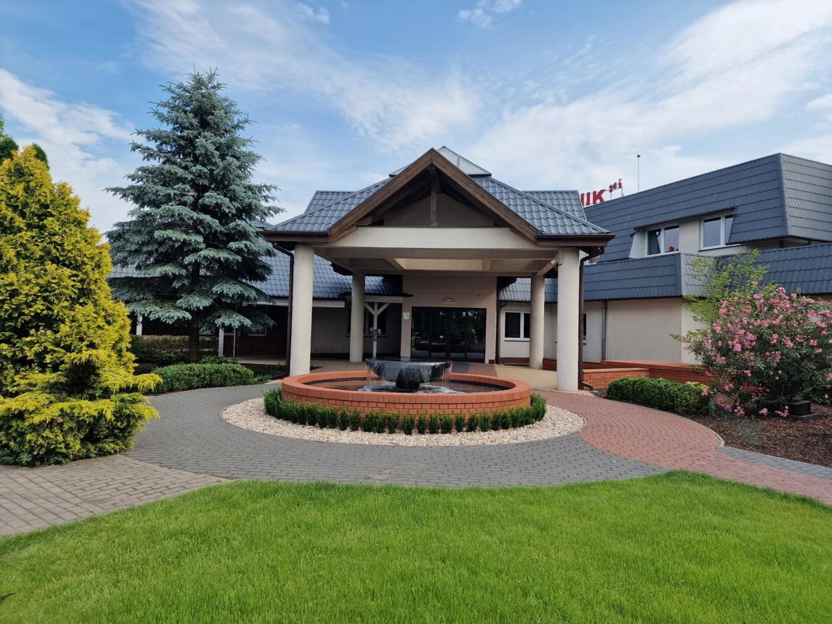 Hotel · Hotel Podróżnik, Koszuty