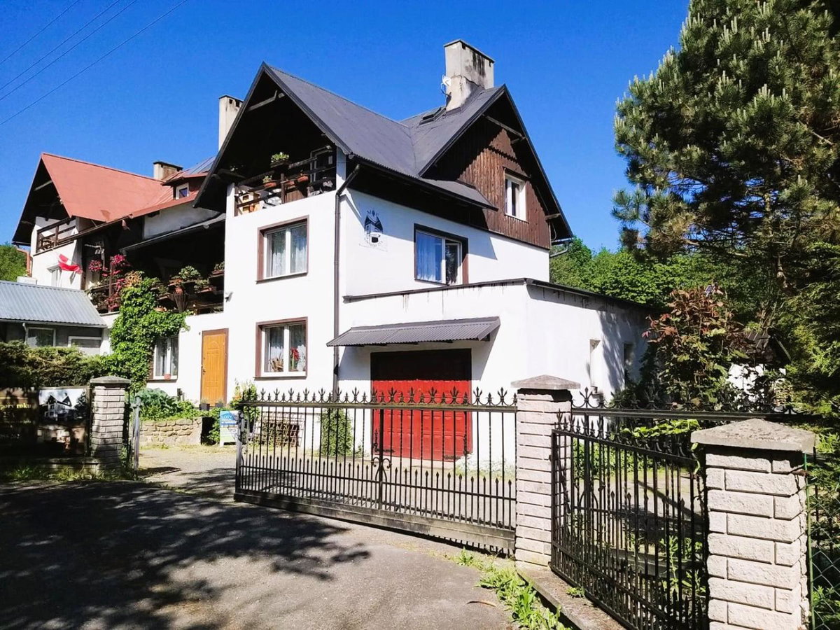 M&E Cztery pory roku Szklarka 25A, Poland