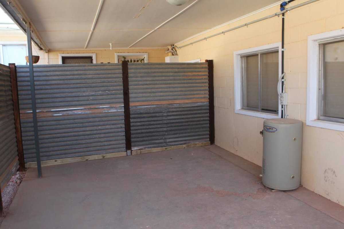 Hotel · Cave Place Units, Coober Pedy