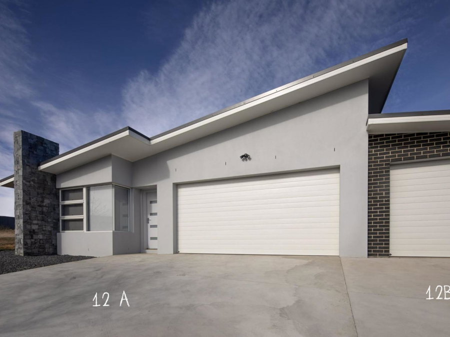 The Mountain House - Luxury 4BR Home l WiFi l Netflix l BBQ l Nespresso Machine, Jindabyne, Australia