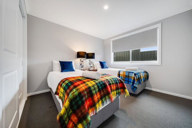 The Mountain House - Luxury 4BR Home l WiFi l Netflix l BBQ l Nespresso Machine, Jindabyne, Australia