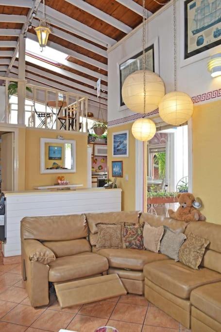 Hotel · Amazingly Romantic Vacation for Your Honeymoon, Tijuana