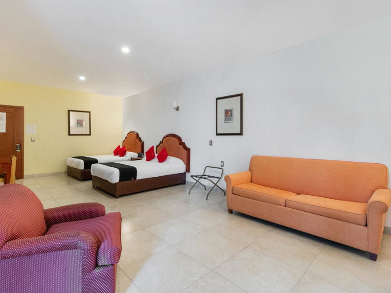 Capital O Hotel Vitale Leon MX, León, Mexico