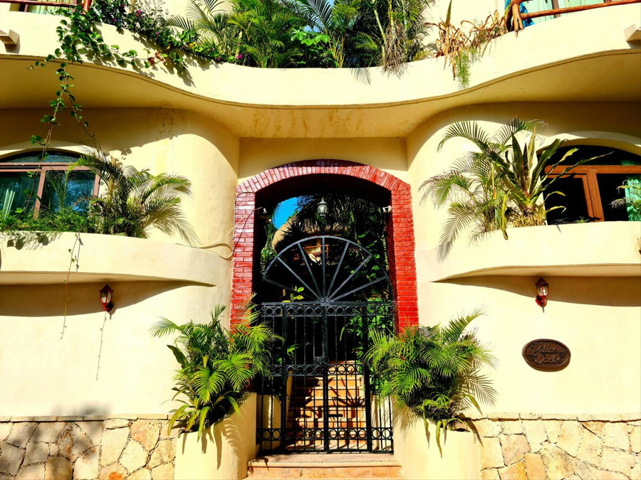 Luxury Villa steps to the beach & 5ta av, AMAZING, Playa del Carmen, Mexico