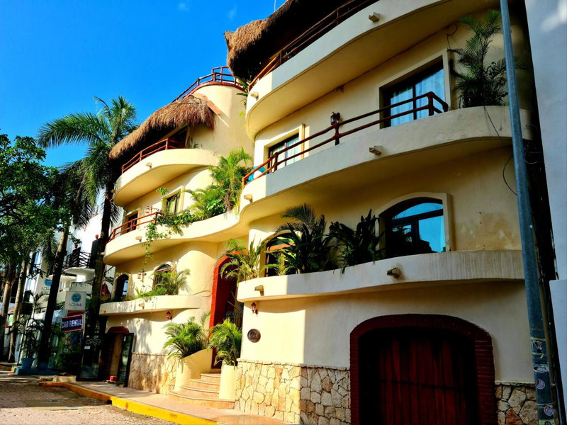 Luxury Villa steps to the beach & 5ta av, AMAZING, Playa del Carmen, Mexico