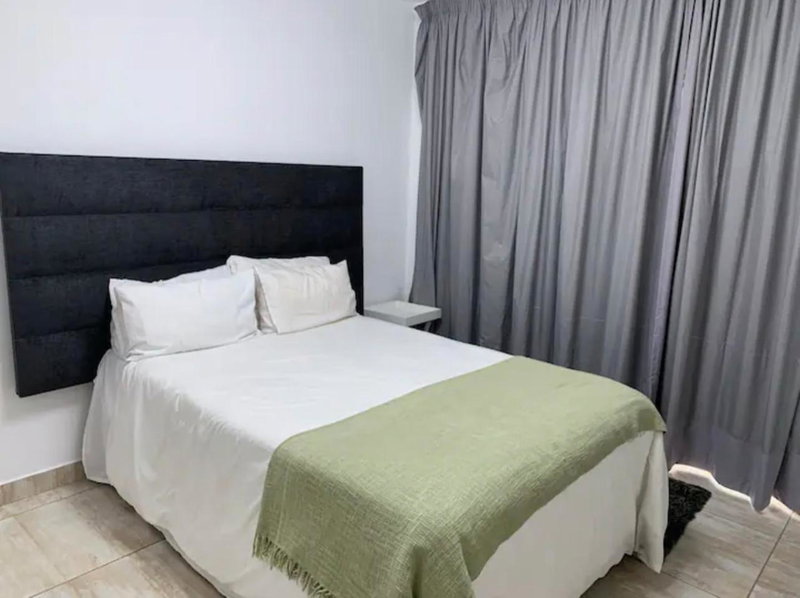Lillys Quarter 1 - Newly Renovated!, Sandton, South Africa