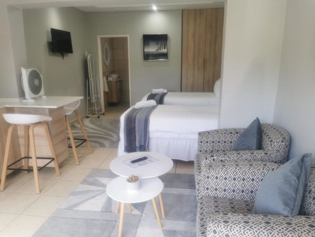 Comfort e Casa Lodge Near OR Tambo Airport, Kempton Park, South Africa
